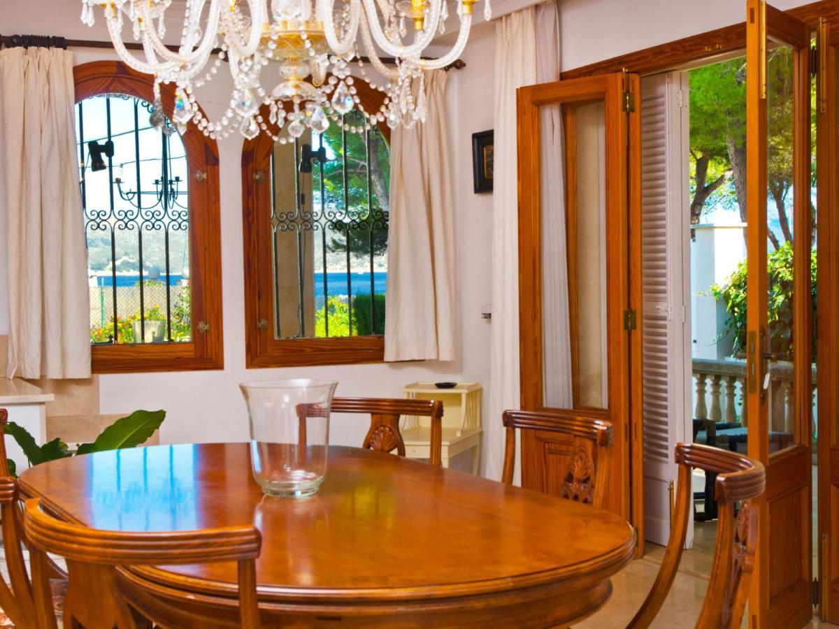 Villa Tita De Manresa, Con Jardines Y Vista Mar อัลกูเดีย ภายนอก รูปภาพ