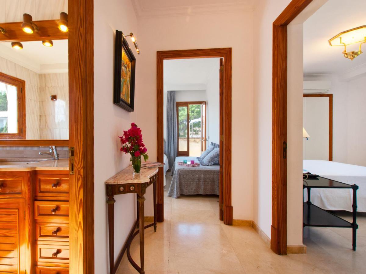 Villa Tita De Manresa, Con Jardines Y Vista Mar อัลกูเดีย ภายนอก รูปภาพ