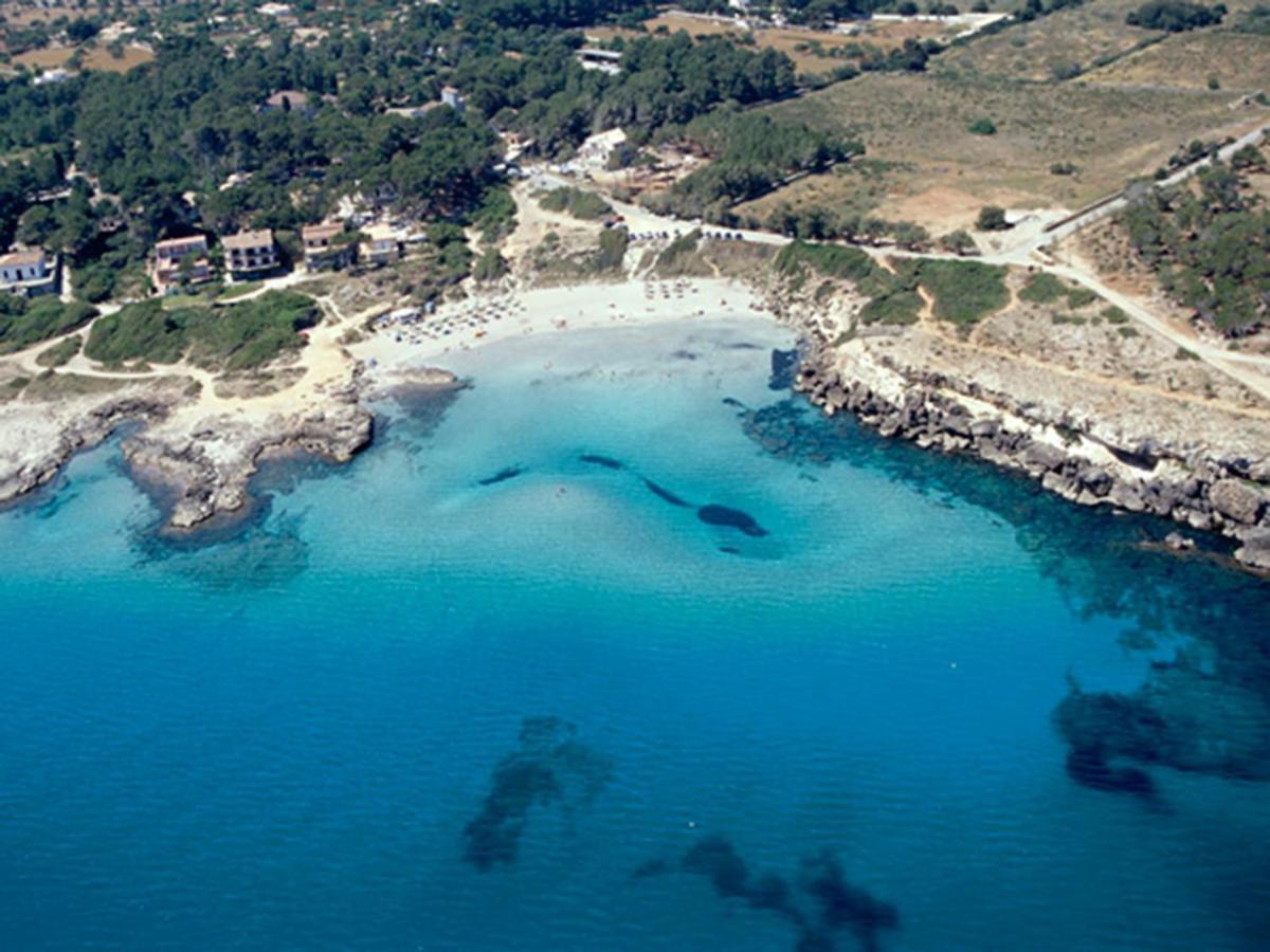 Villa Tita De Manresa, Con Jardines Y Vista Mar อัลกูเดีย ภายนอก รูปภาพ